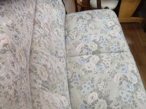 COLONIALのソファー