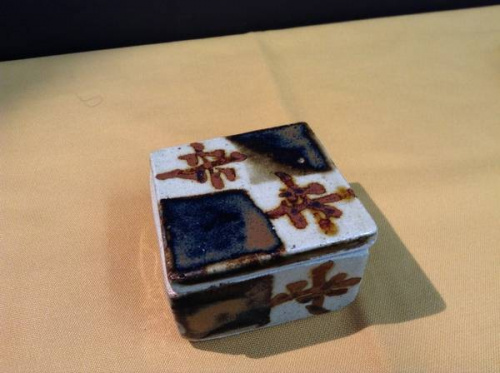 和食器の浜田庄司