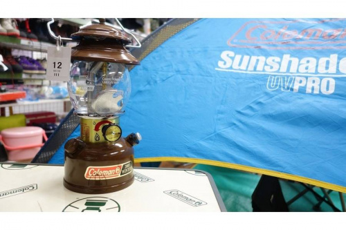 ランタンのColeman