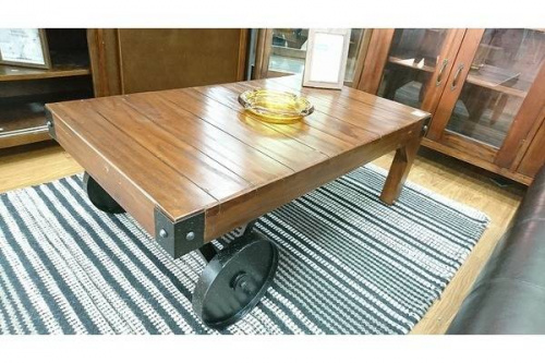 家具・インテリアのミッドセンチュリー家具
