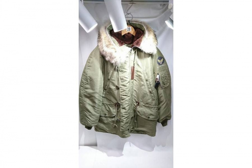 ジャケットのミリタリー