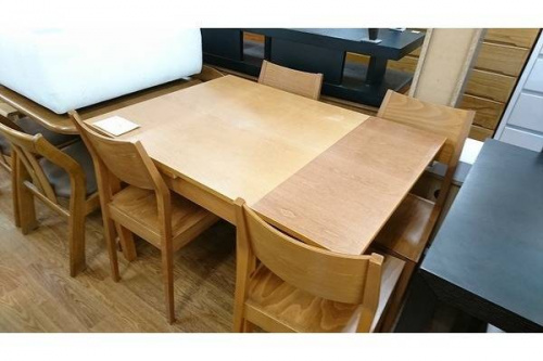 ダイニングセットの川越店家具