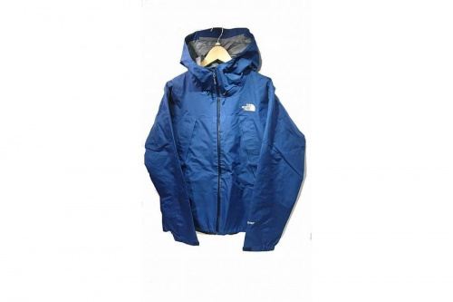 ジャケットのアウトドア