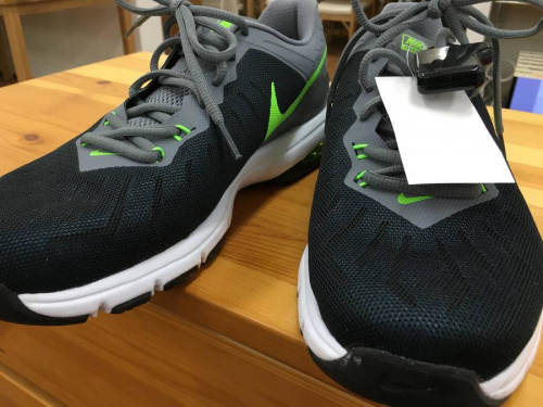 メンズファッションのスニーカー