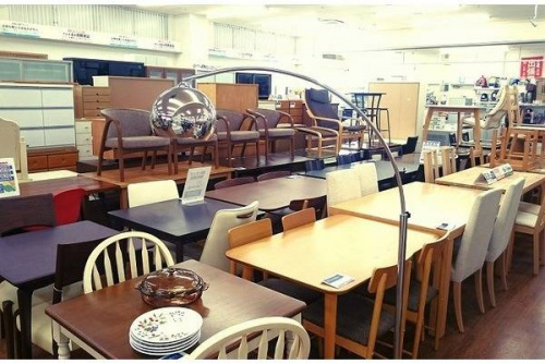 ラックのチェスト