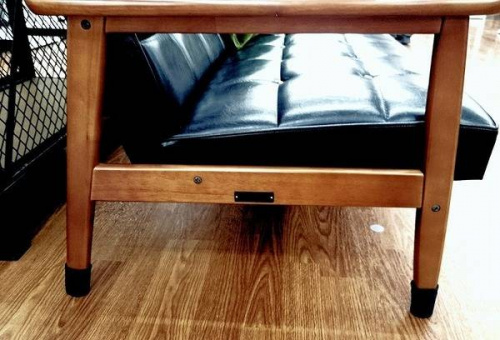 川越店家具のテーブル