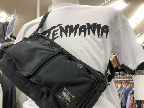 メンズファッションのシャツ