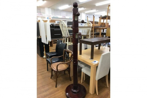 ハンガーラックの川越店家具