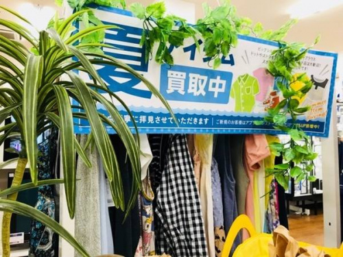 レディースファッションの川越店衣類
