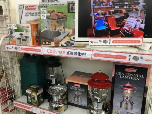 Colemanのキャンプ用品