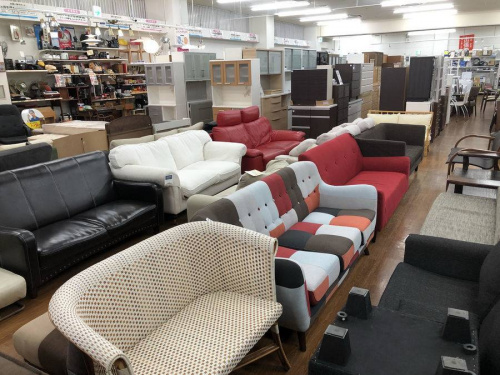 ラタン編込みの川越店家具
