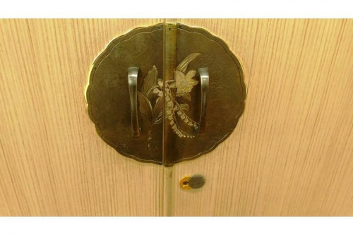 和家具・時代家具の加茂箪笥