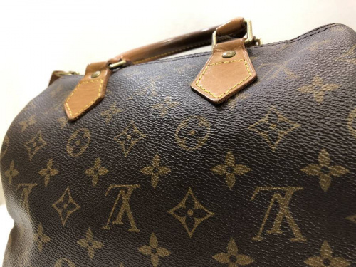 バッグのLOUIS VUITTON