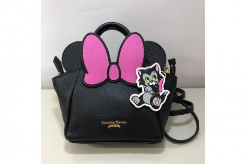 ANNA SUIのSamantha Thavasa