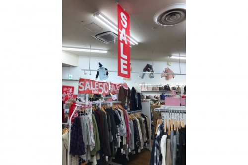 川越店衣類のイベントなう