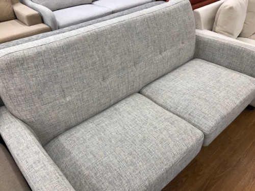 家具のソファ