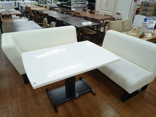 家具のダイニングセット