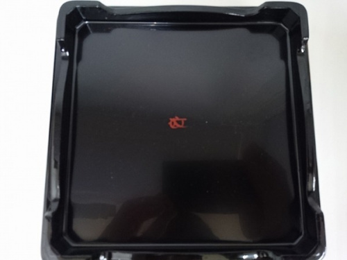 秀衡塗の翁知屋