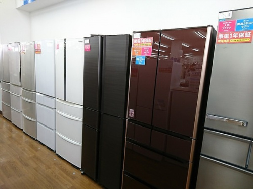 大型冷蔵庫のHITACHI