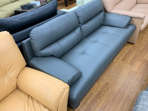 家具のソファ