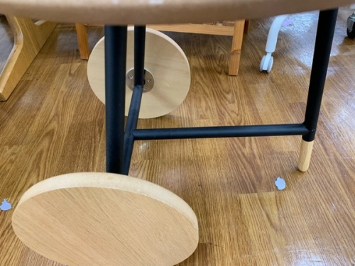 テーブルの川越店家具