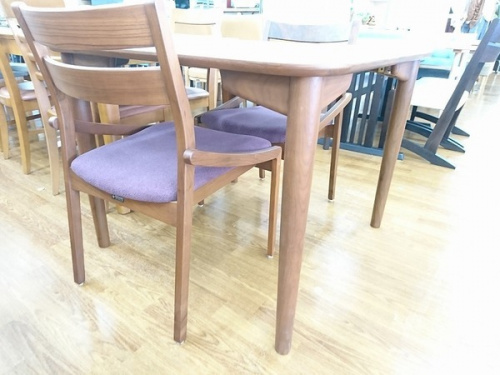 ナガノインテリアのダイニングセット