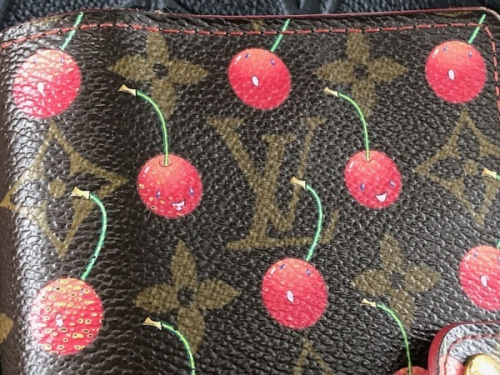 ブランド・ラグジュアリーのLOUIS VUITTON