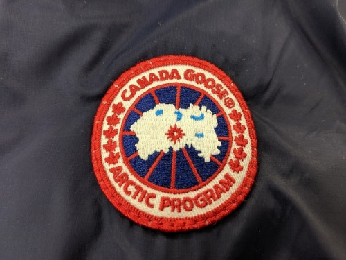 ダウンジャケットのCANADA GOOSE