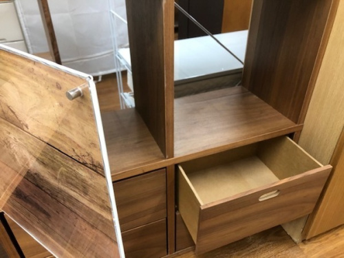 キャビネットの中古　家具