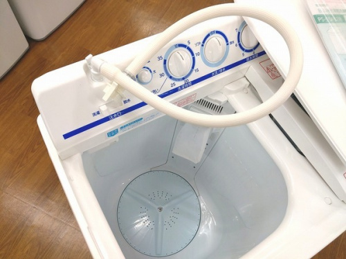 2槽式洗濯機のHITACHI
