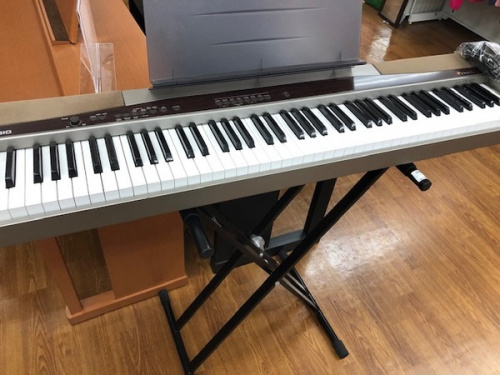 電子ピアノのCASIO