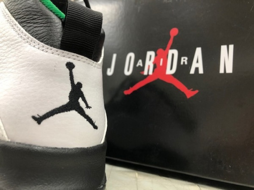 メンズファッションのスニーカー