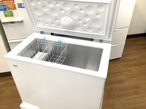 冷凍庫のチェストタイプ