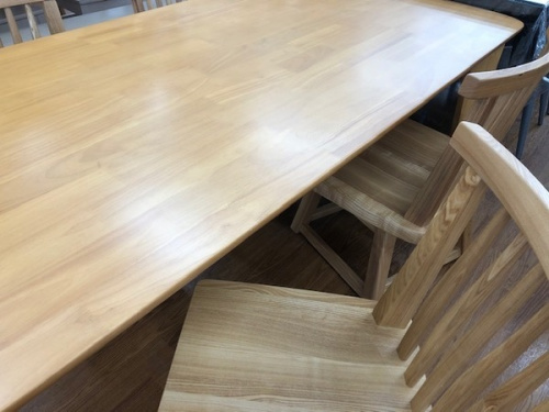 家具のダイニングセット