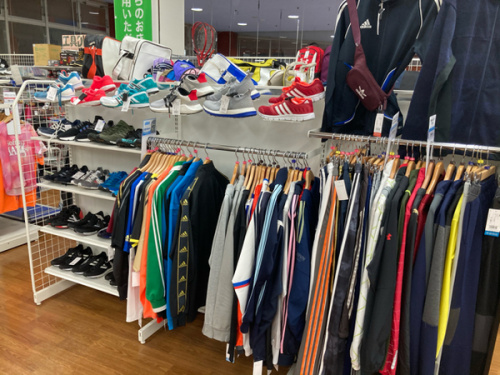 スポーツ用品の衣類