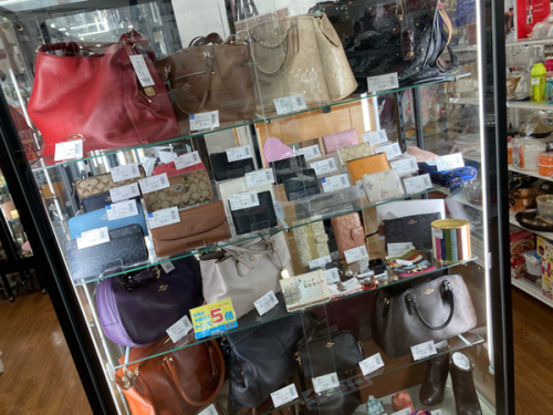 バッグのLOUIS VUITTON