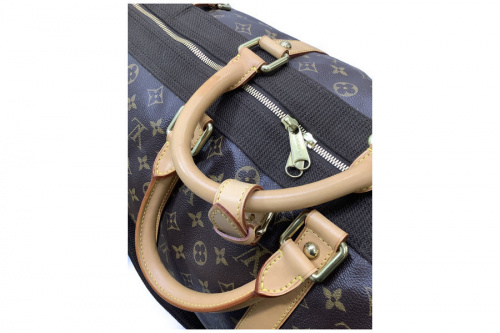 ルイヴィトンの旅行鞄