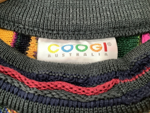 セーターのニット