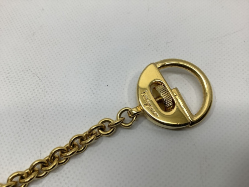 ガンチーニバッグ型キーホルダーのSalvatore Ferragamo