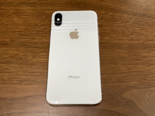 iPhoneXのAPPLE アップル