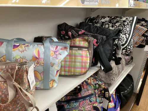 ショルダーバッグのLeSportsac