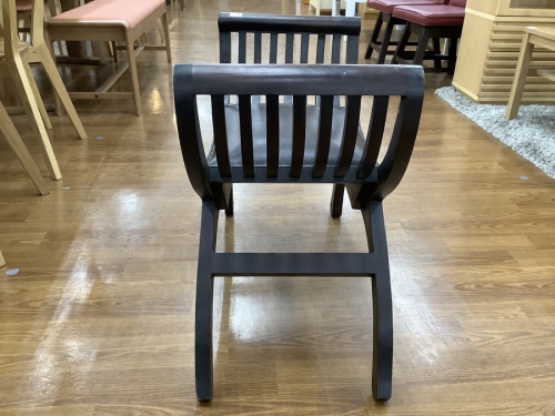 カルティニチェアのダークブラウン