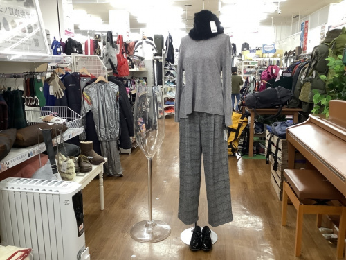 生活雑貨の巨大シャンパングラス