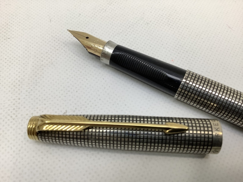 文房具の万年筆