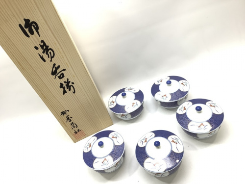 テーブルウェアのバッグ