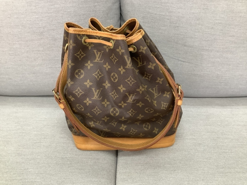 ショルダーバッグのLOUIS VUITTON　ルイ・ヴィトン