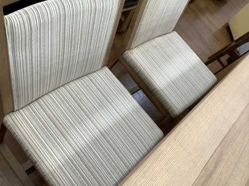 ダイニング5点セットのkarimoku　カリモク