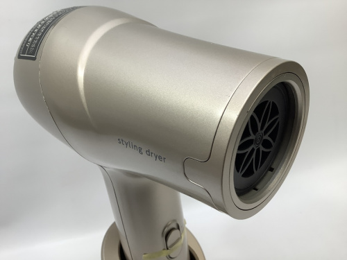 コードレスドライヤーのLITHON