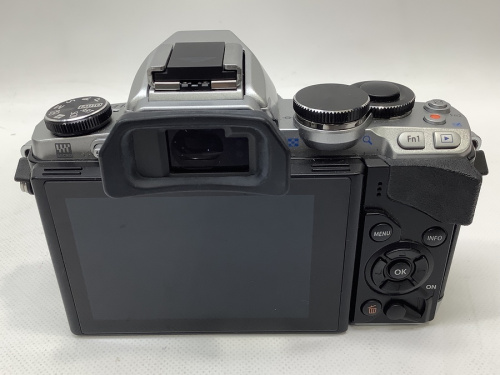 ミラーレス一眼カメラのOLYMPUS オリンパス