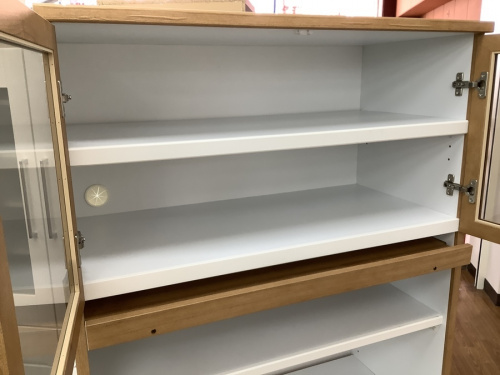 ユーアイの食器棚